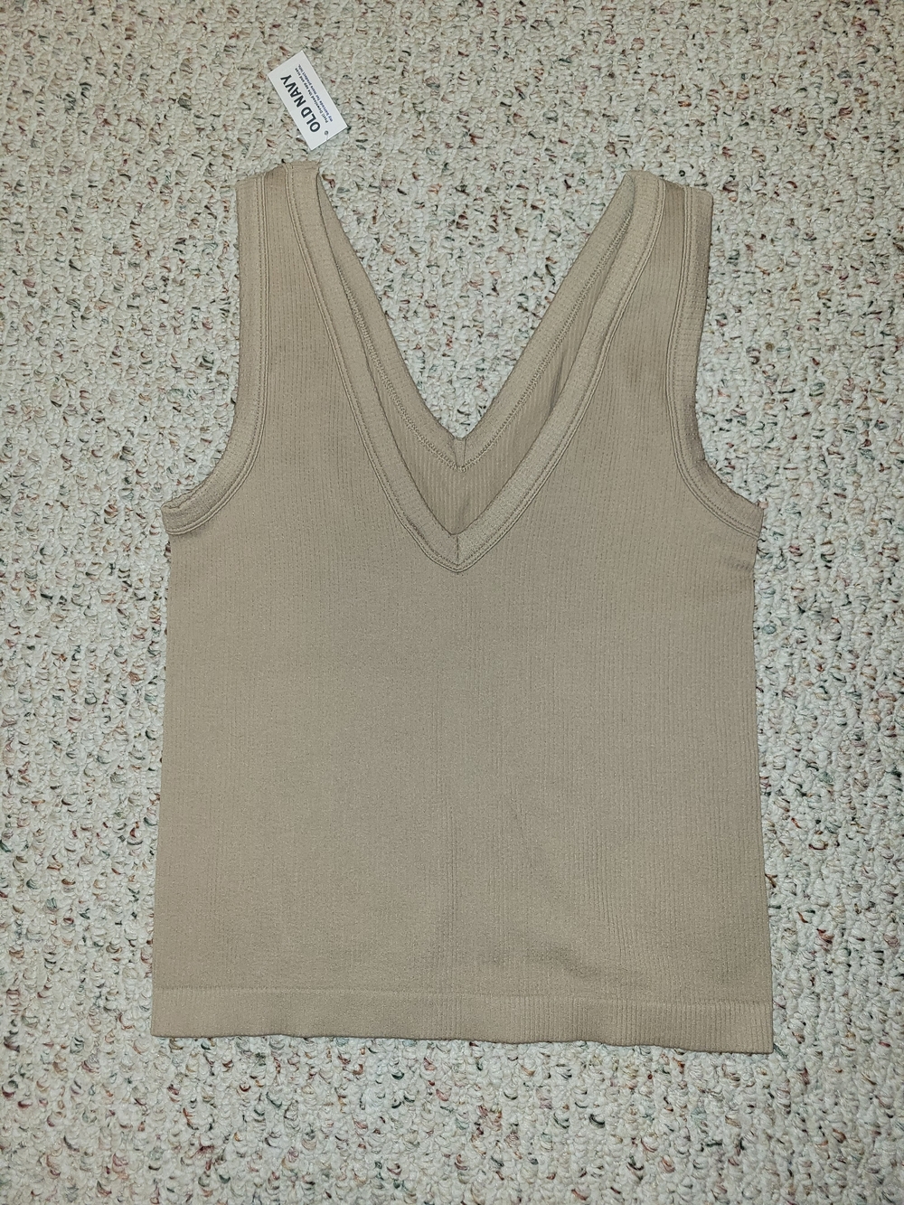 Old Navy Olive V-Neck Ribbed Tank - Picture 5 of 5